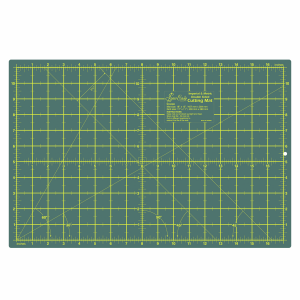 Sew Easy Cutting Mat: 45 x 30cm: 18x12in